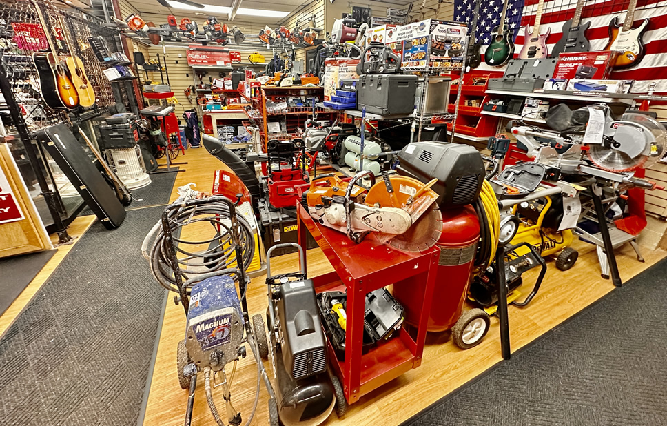 AZ Pawn Norwich CT store interior